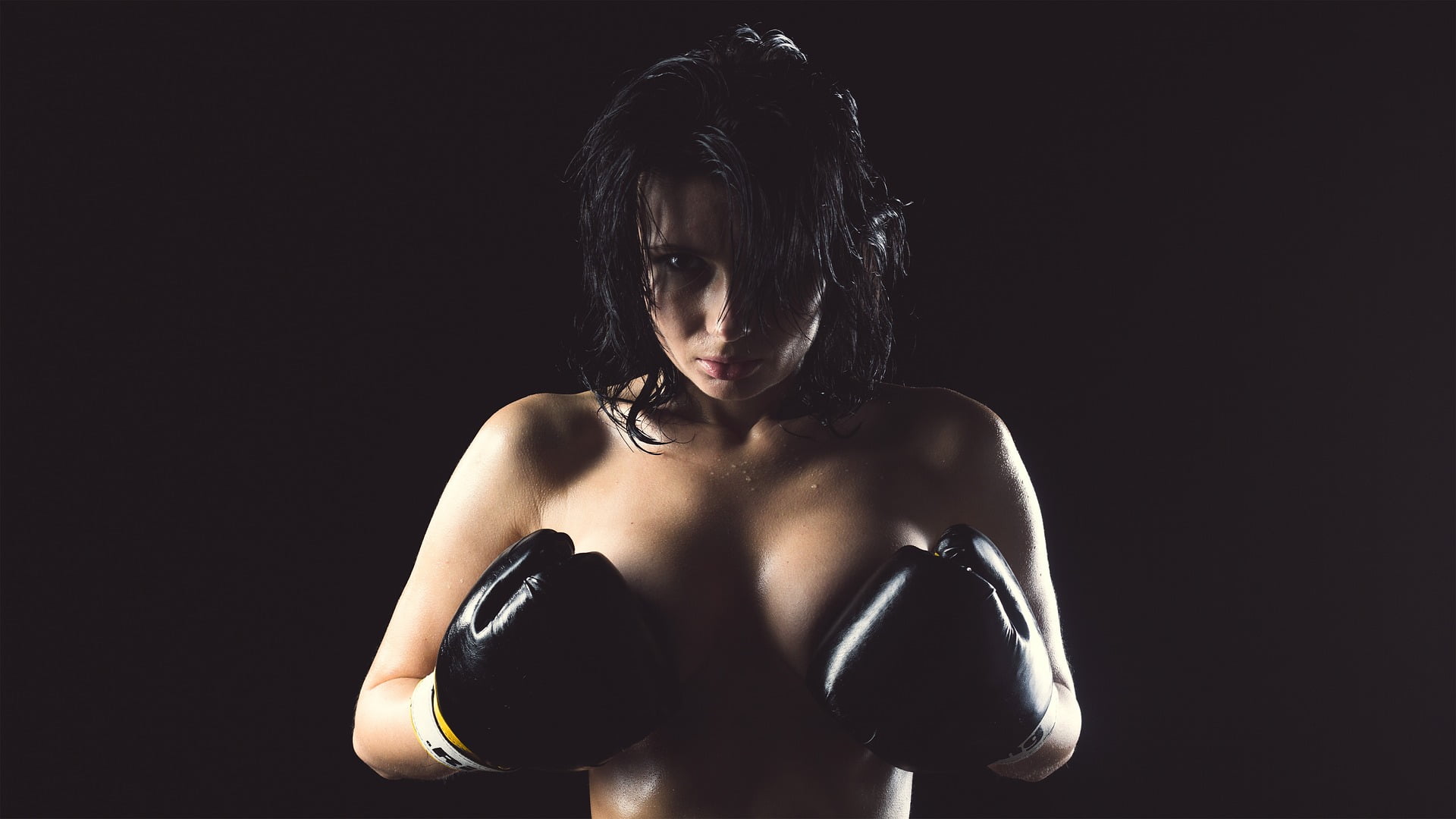 female-body-1390659_1920