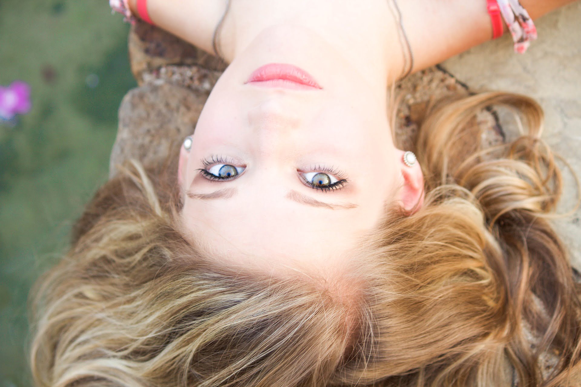 girl-947754_1920