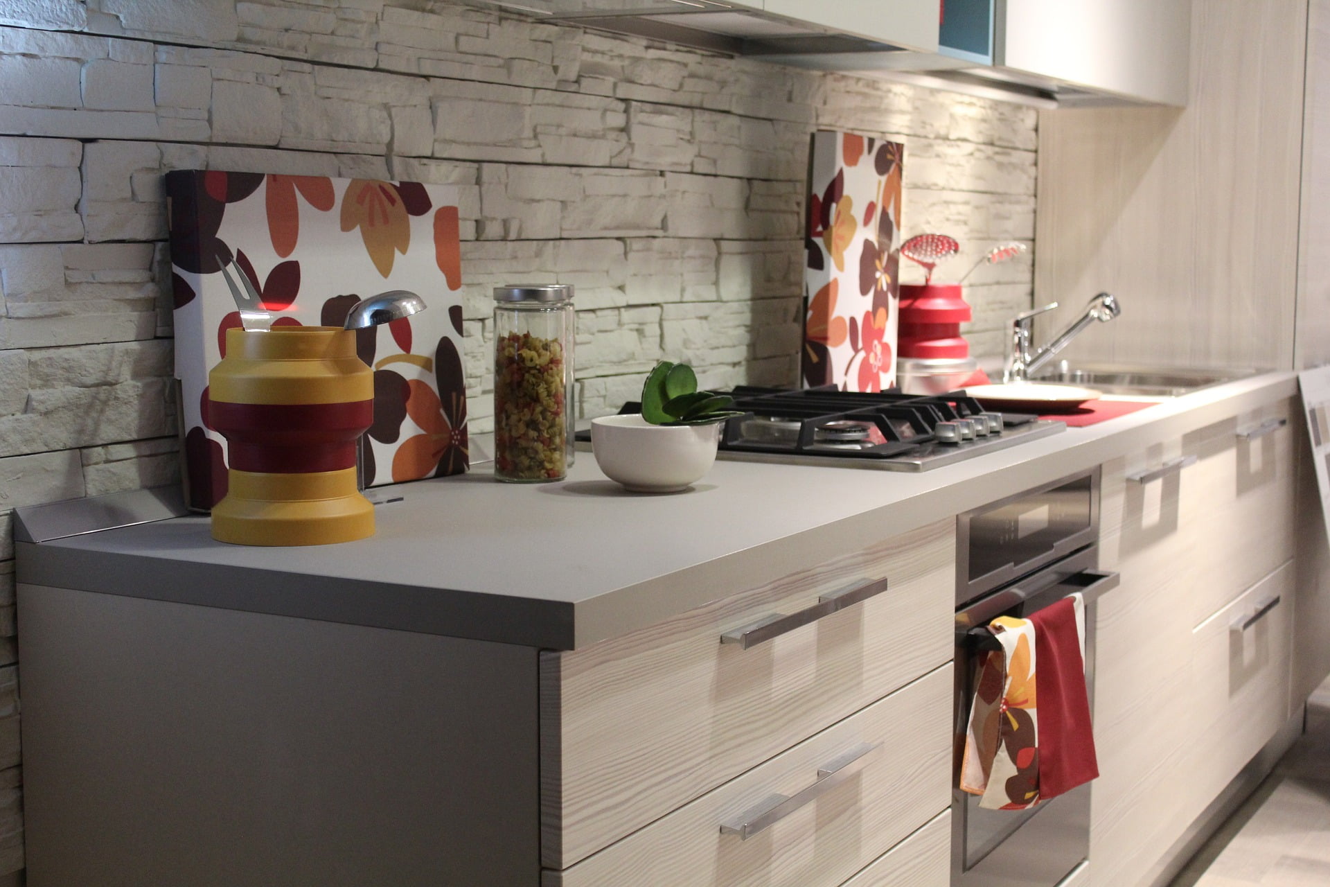 kitchen-1224845_1920