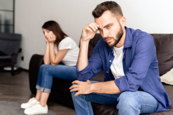 Ai ales să rămâi după infidelitate, dar încă ai întrebări: cum le aduci în discuție